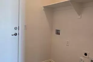 7842 N Maiden Pools Pl, Tucson, AZ 85743 - Photo 3