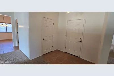 7842 N Maiden Pools Place, Tucson, AZ 85743 - Photo 13