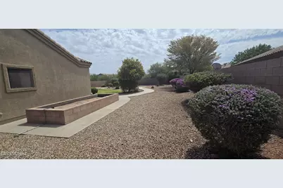 7842 N Maiden Pools Place, Tucson, AZ 85743 - Photo 41