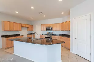 11545 W Oilseed Dr, Marana, AZ 85653 - Photo 7