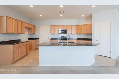 11545 W Oilseed Drive, Marana, AZ 85653 - Photo 9