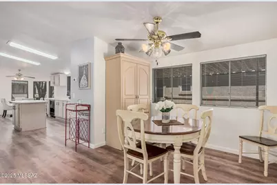 7730 W Edgestone Street, Tucson, AZ 85735 - Photo 11