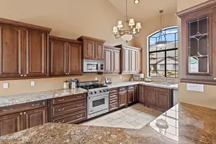 1391 E Sonoran Desert Dr, Oro Valley, AZ 85737 - Photo 3