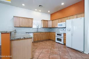 5465 E Pioneer Ln, Hereford, AZ 85615 - Photo 15