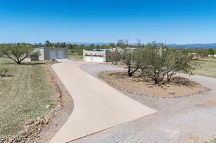 5465 E Pioneer Ln, Hereford, AZ 85615 - Photo 1