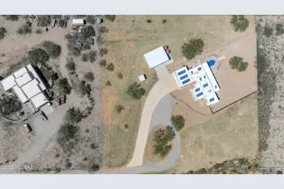 5465 E Pioneer Lane, Hereford, AZ 85615 - Photo 3