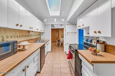 2642 N Bahana Drive, Tucson, AZ 85715 - Photo 35