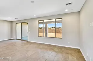 8068 S Sonoran Oak Dr, Tucson, AZ 85747 - Photo 13