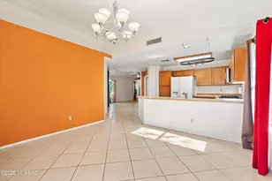 4703 W Gatehinge Ct, Tucson, AZ 85741 - Photo 9