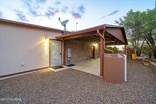 325 W Oak Hills Dr, Oracle, AZ 85623 - Photo 13