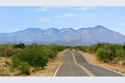 14Xxx Diamond Bell Rd Place #412, Tucson, AZ 85736 - Photo 3