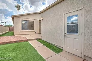 2407 N Palo Hacha Dr, Tucson, AZ 85745 - Photo 3