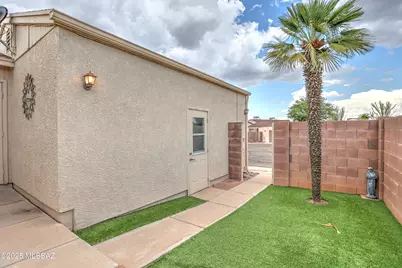 2407 N Palo Hacha Drive, Tucson, AZ 85745 - Photo 7