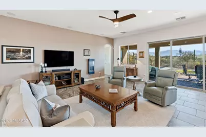 12350 N Faraway Wash Trail, Marana, AZ 85658 - Photo 23