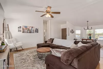 15671 W Yellow Horse Road, Tucson, AZ 85736 - Photo 9