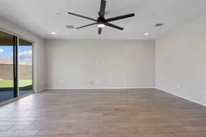 9813 E Miller Peak Trail, Tucson, AZ 85747 - Photo 15