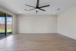 9813 E Miller Peak Trl, Tucson, AZ 85747 - Photo 15