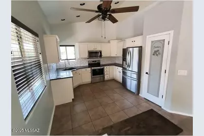 11313 W Farm Village Drive, Marana, AZ 85653 - Photo 5