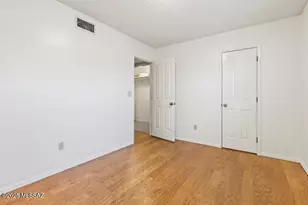 2729 N La Cienega Dr, Tucson, AZ 85715 - Photo 25