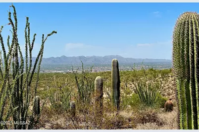 5593 N Park Ridge Place, Tucson, AZ 85743 - Photo 1