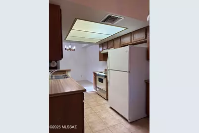 7949 E Colette Circle #UNIT 160, Tucson, AZ 85710 - Photo 7