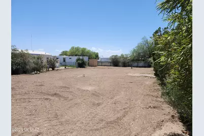 2881 Diamond Street #7, Tucson, AZ 85705 - Photo 1