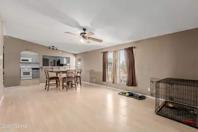 16640 W Branch Water Lane, Marana, AZ 85653 - Photo 9