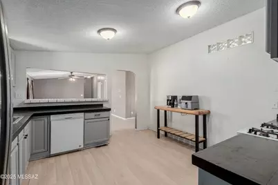 16640 W Branch Water Lane, Marana, AZ 85653 - Photo 15