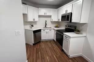 6655 N Canyon Crest Dr, Tucson, AZ 85750 - Photo 9