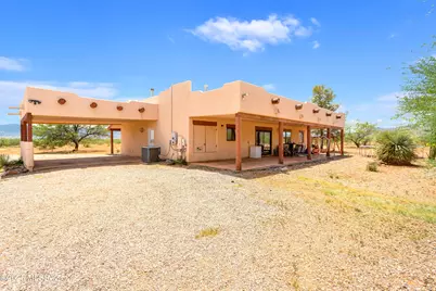 2031 W Cougar Place, Huachuca City, AZ 85616 - Photo 9