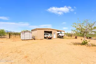 2031 W Cougar Pl, Huachuca City, AZ 85616 - Photo 29