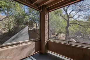 6655 N Canyon Crest Dr, Tucson, AZ 85750 - Photo 33