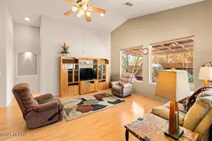 2652 S Falcon View Dr, Tucson, AZ 85713 - Photo 7