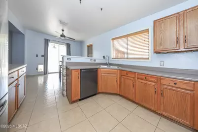1077 W Camino Luna Llena, Sahuarita, AZ 85629 - Photo 17