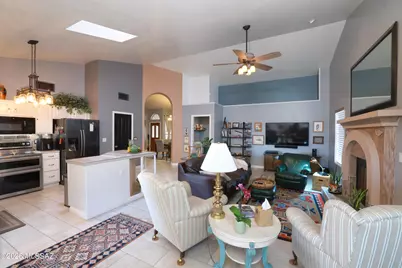 1691 W Sunridge Drive, Tucson, AZ 85704 - Photo 9
