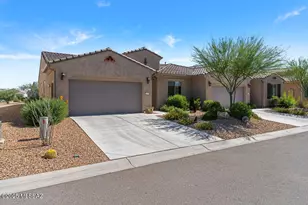 1477 E Basalt Dr, Green Valley, AZ 85614 - Photo 5