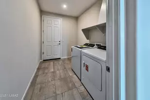 8302 S Stargilia Ct, Tucson, AZ 85747 - Photo 15