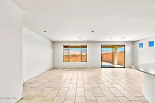 8389 S Coral Root Dr, Tucson, AZ 85747 - Photo 11