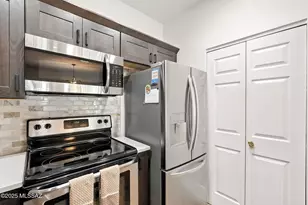 1500 E Pusch Wilderness Dr, Oro Valley, AZ 85737 - Photo 11