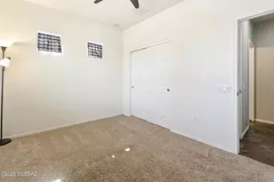 10568 E Desert Drifter Pl, Tucson, AZ 85747 - Photo 17