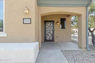 10568 E Desert Drifter Pl, Tucson, AZ 85747 - Photo 3