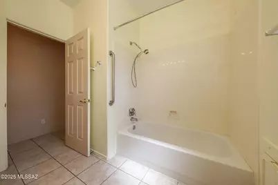 10889 E Walking Stick Drive, Tucson, AZ 85748 - Photo 25