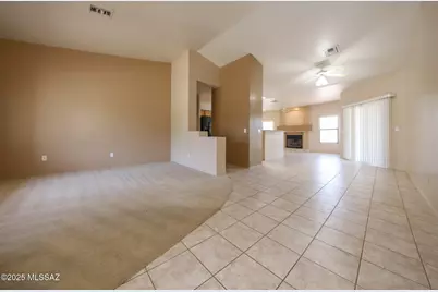 10889 E Walking Stick Drive, Tucson, AZ 85748 - Photo 3