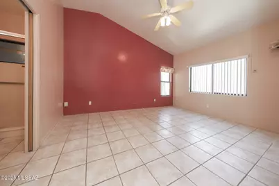 10889 E Walking Stick Drive, Tucson, AZ 85748 - Photo 15