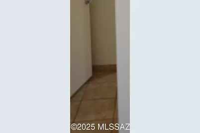 29 E Pastime Road, Tucson, AZ 85705 - Photo 5