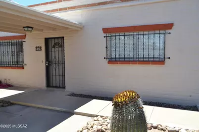 29 E Pastime Road, Tucson, AZ 85705 - Photo 1