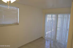 29 E Pastime Rd, Tucson, AZ 85705 - Photo 7