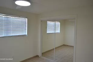 29 E Pastime Rd, Tucson, AZ 85705 - Photo 9