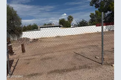 3742 Fairmount Street, Tucson, AZ 85716 - Photo 3