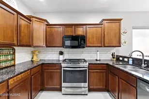 10769 E Sanctuary Ridge Ln, Tucson, AZ 85747 - Photo 11